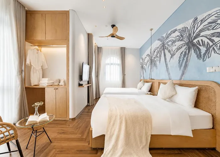 S - 5-bedroom Private Pool Near Beach, Jacuzzi, Sauna & Karaoke Villa