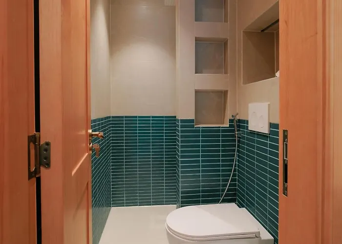 Villa S - 5-bedroom Private Pool Near Beach, Jacuzzi, Sauna & Karaoke *