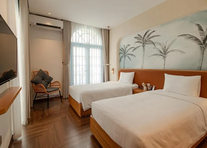 S - 5-bedroom Private Pool Near Beach, Jacuzzi, Sauna & Karaoke